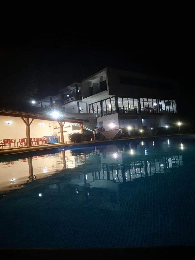 Restaurante Residencial Pizzaria S. Estevao Aguiar da Beira Exterior foto